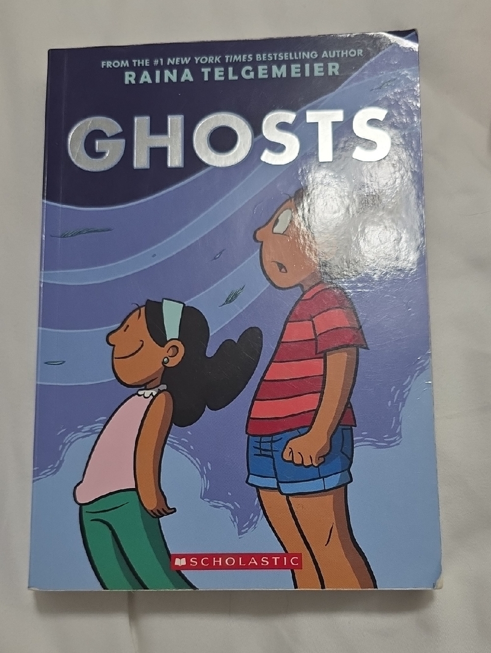 Scholastic Ghosts Graphic Novel – Blue & Purple Illustrated Cover